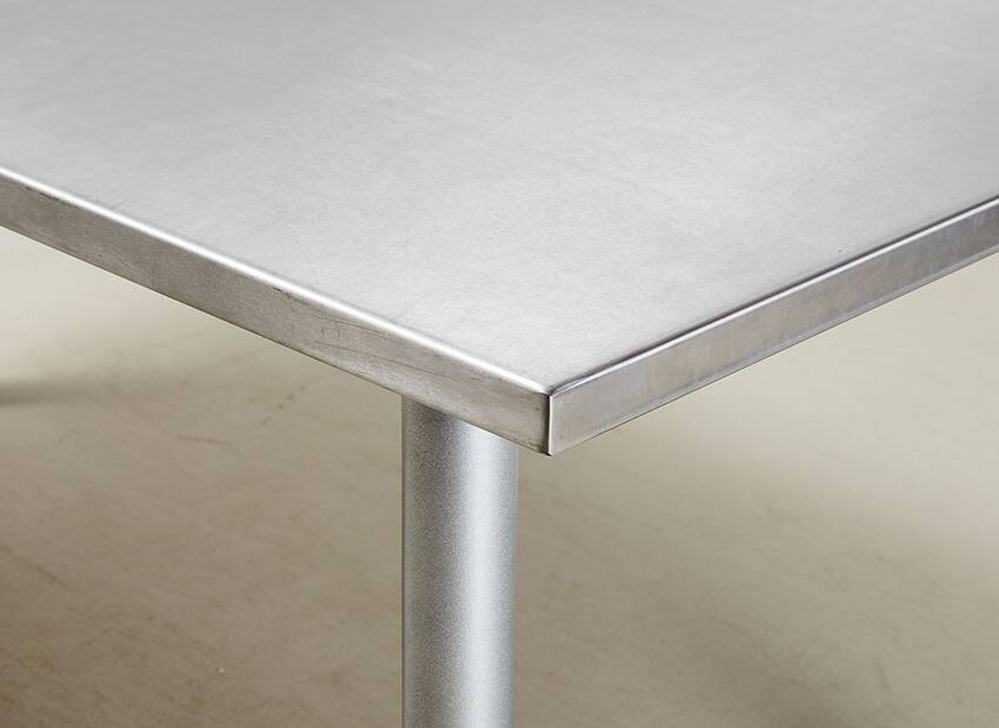 Postmodern Dining Set in Aluminum and Steel Belgium 1980s/90s