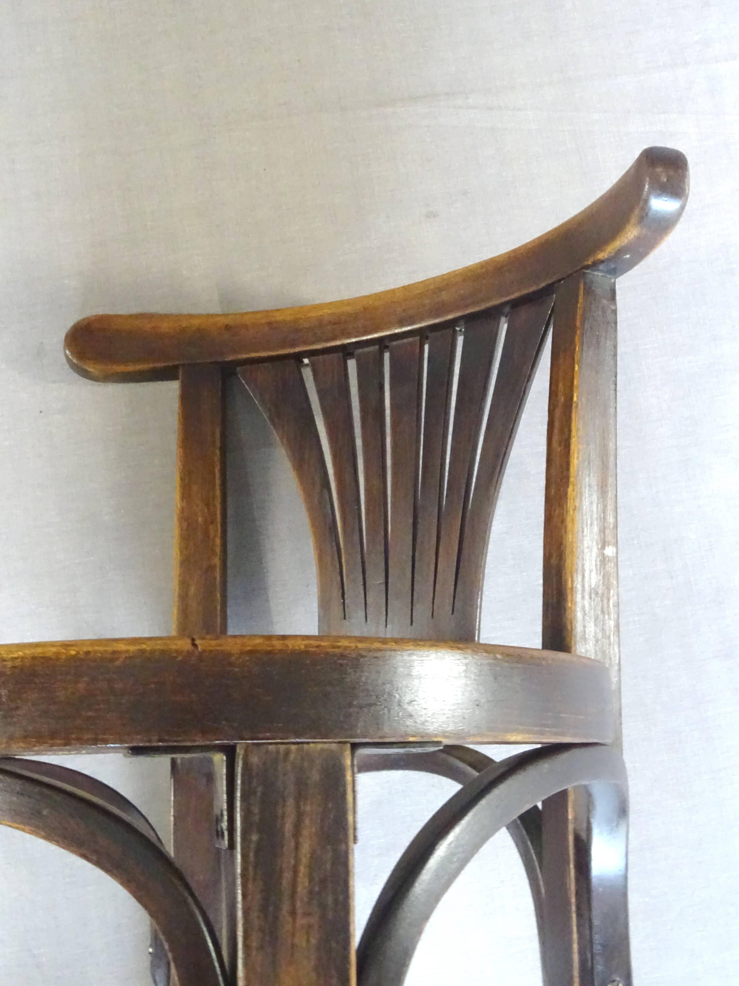 2 stools/bistro chairs, Thonet 1925, with palmette backrest No Baumann
