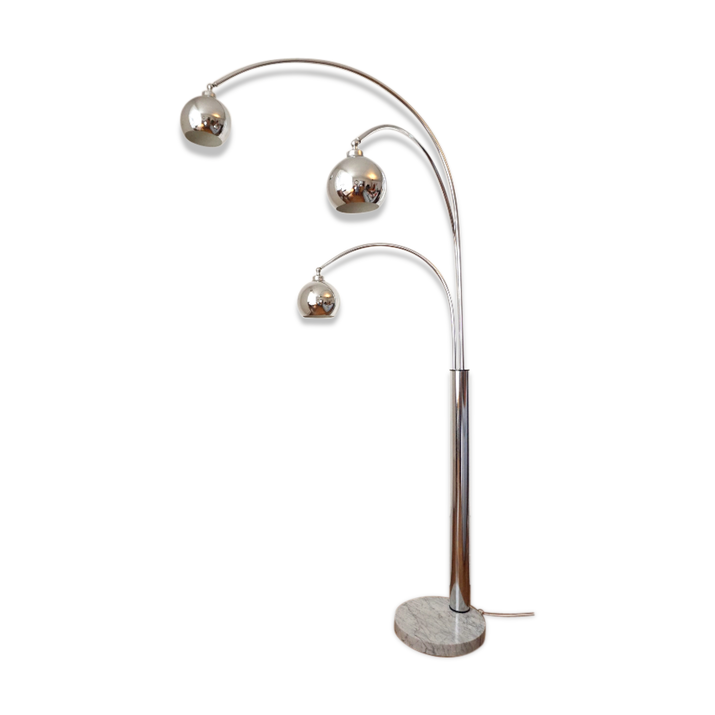 Vintage lamp 3 foot marble globes