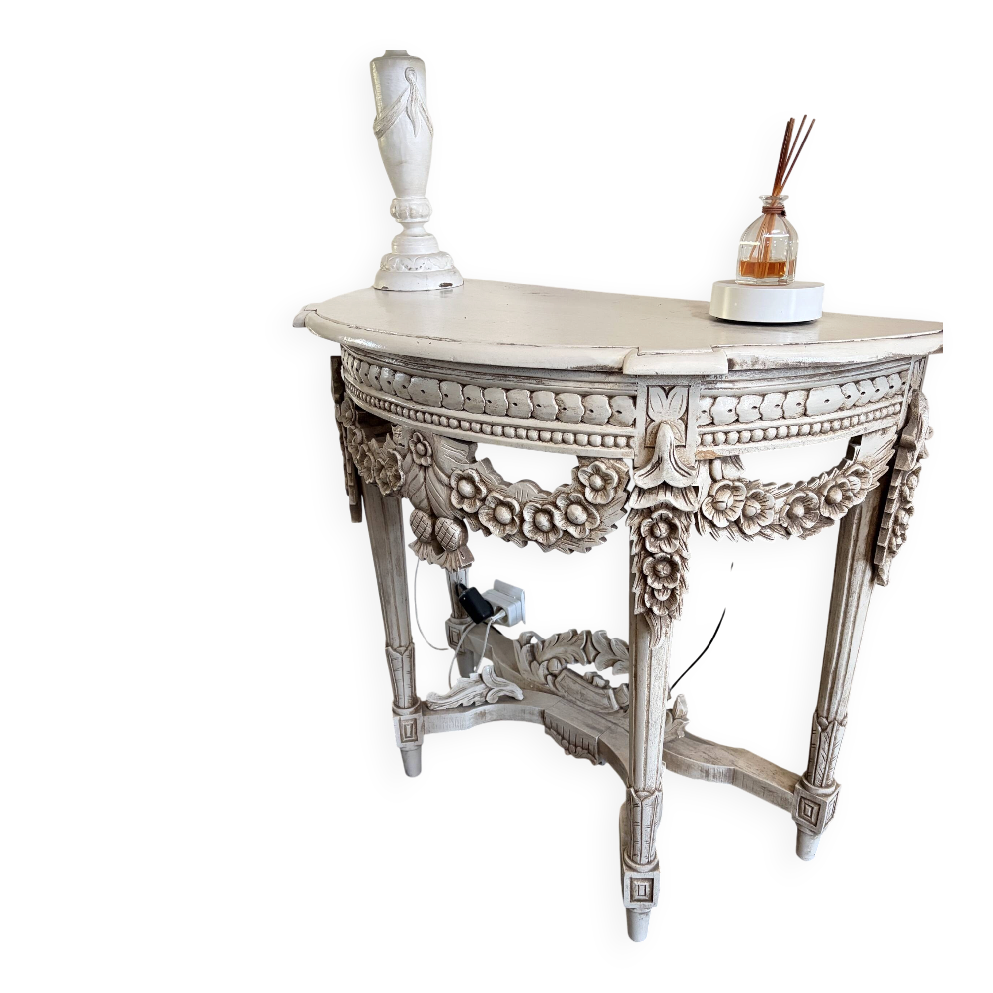 Indonesian crafts console