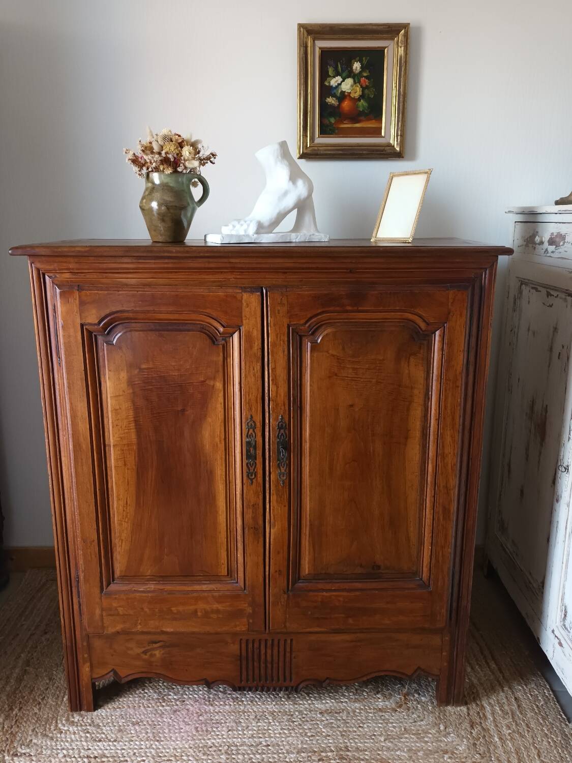 High walnut sideboard, early 20th century