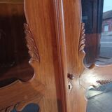 Grande armoire vitrée  et sculptée