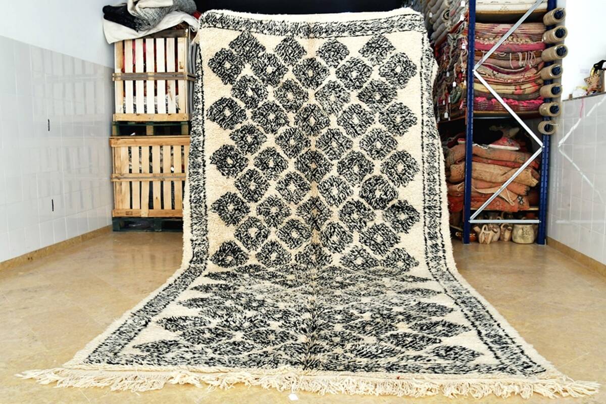 Moroccan Berber carpet Beni Ouarain