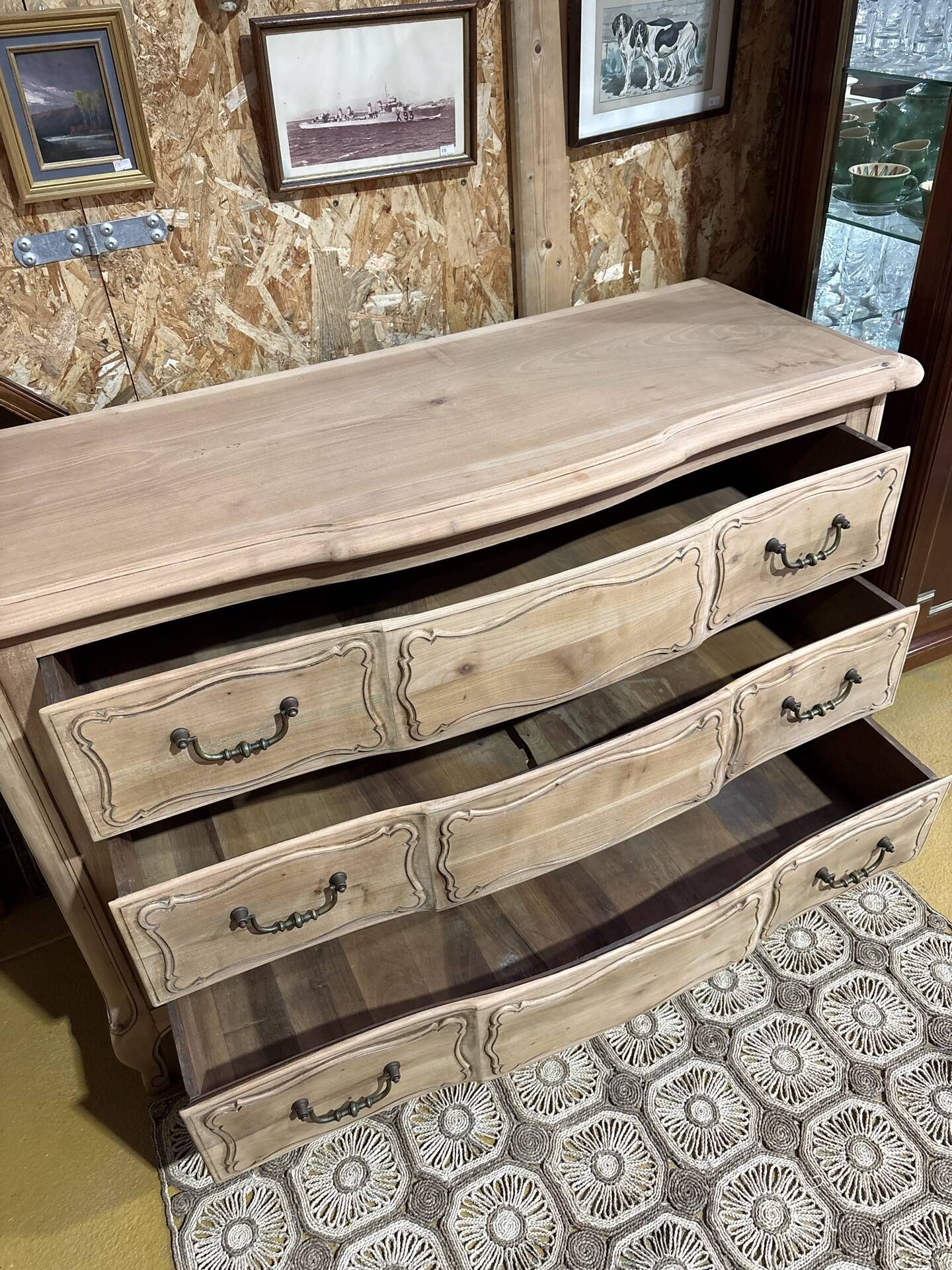 Antique solid oak chest of drawers – Louis XV style – 3 drawers