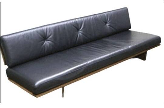4-seater leather sofa bed