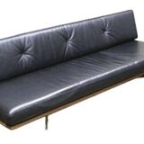 4-seater leather sofa bed