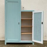 Asymmetrical Parisian wardrobe 1940