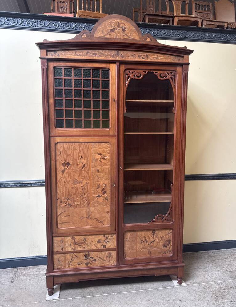 Antique Jugendstil display cabinet, Art Nouveau - Majorelle style