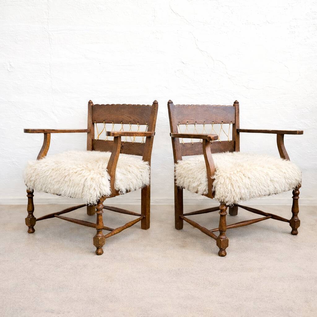 Austrian reform–Werkbund pair of armchairs, design attributed to Oskar Strnad, late 1920s – early 1930s. (extremely rare)