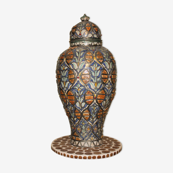 Ceramic vase