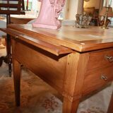 L.XVI style desk in walnut