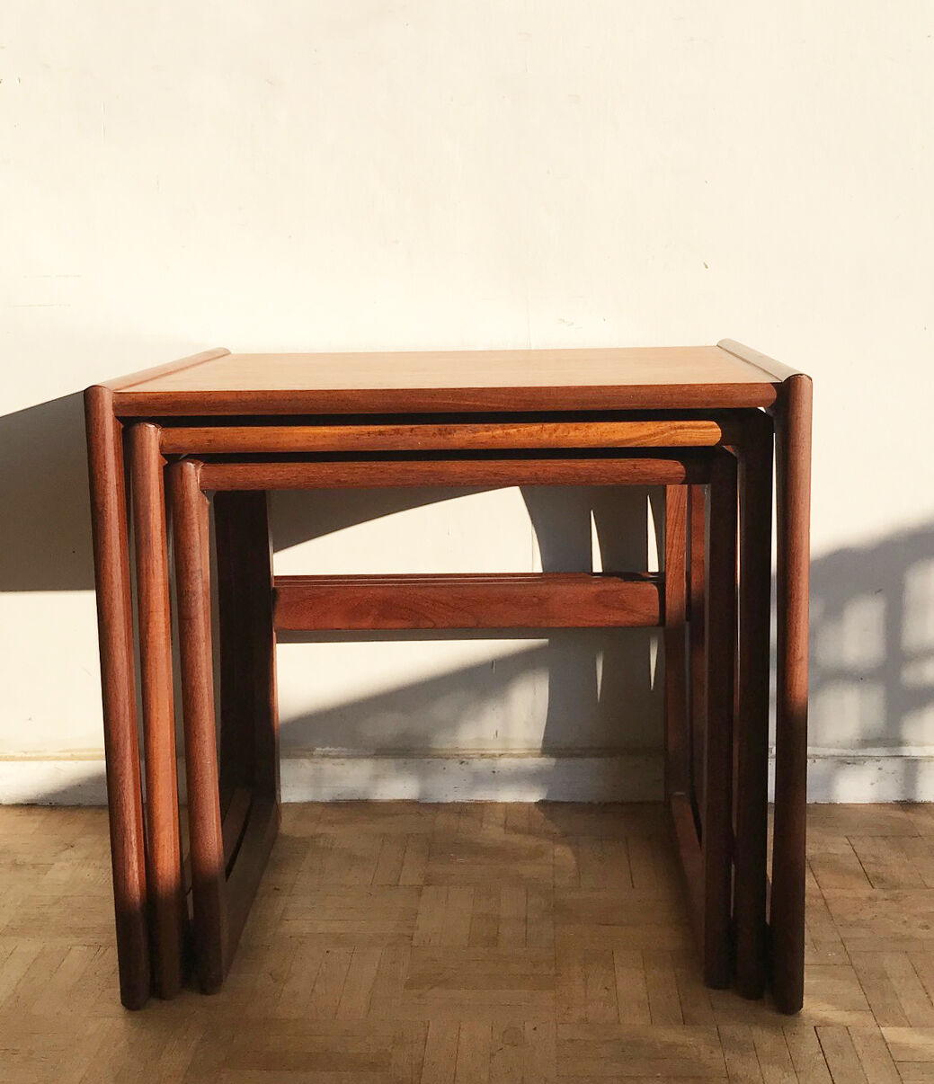Tables basses gigognes en teck - Edition G Plan