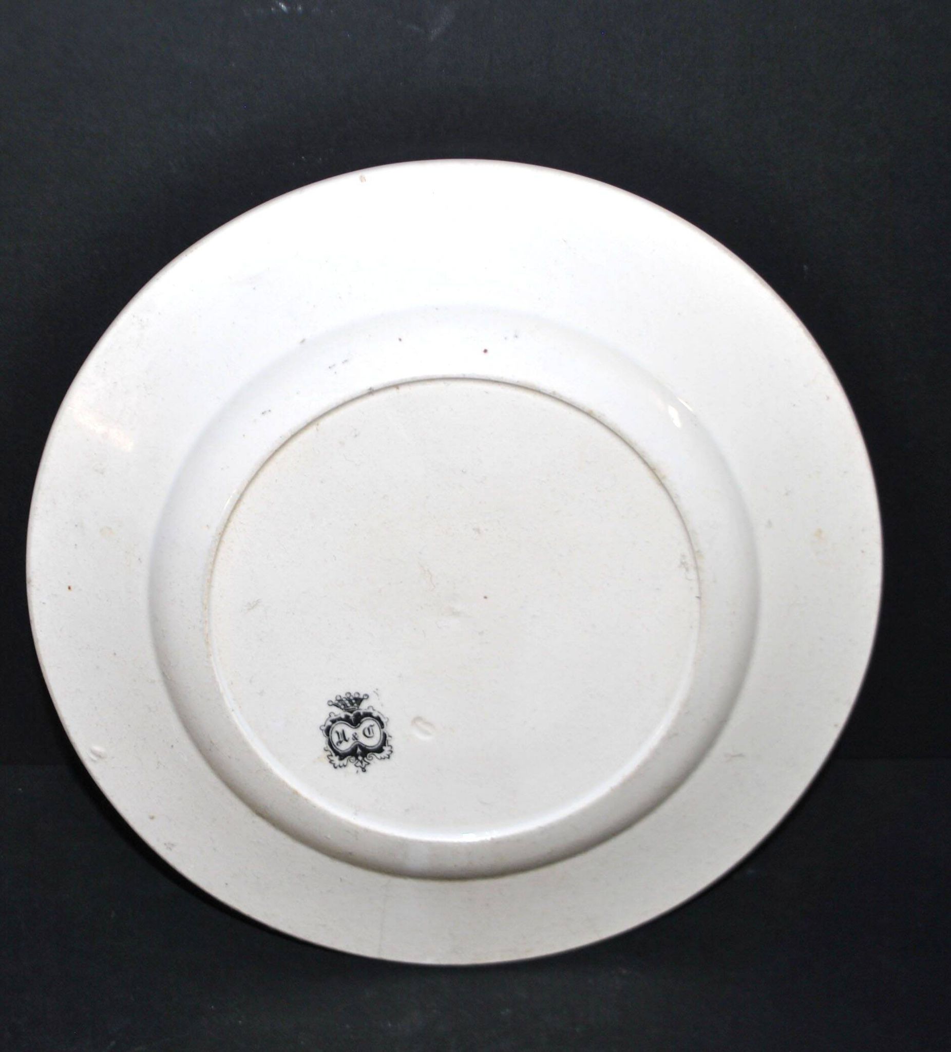 Sarreguemines U&C illustrated talking plate "Napoleon" 19th century.