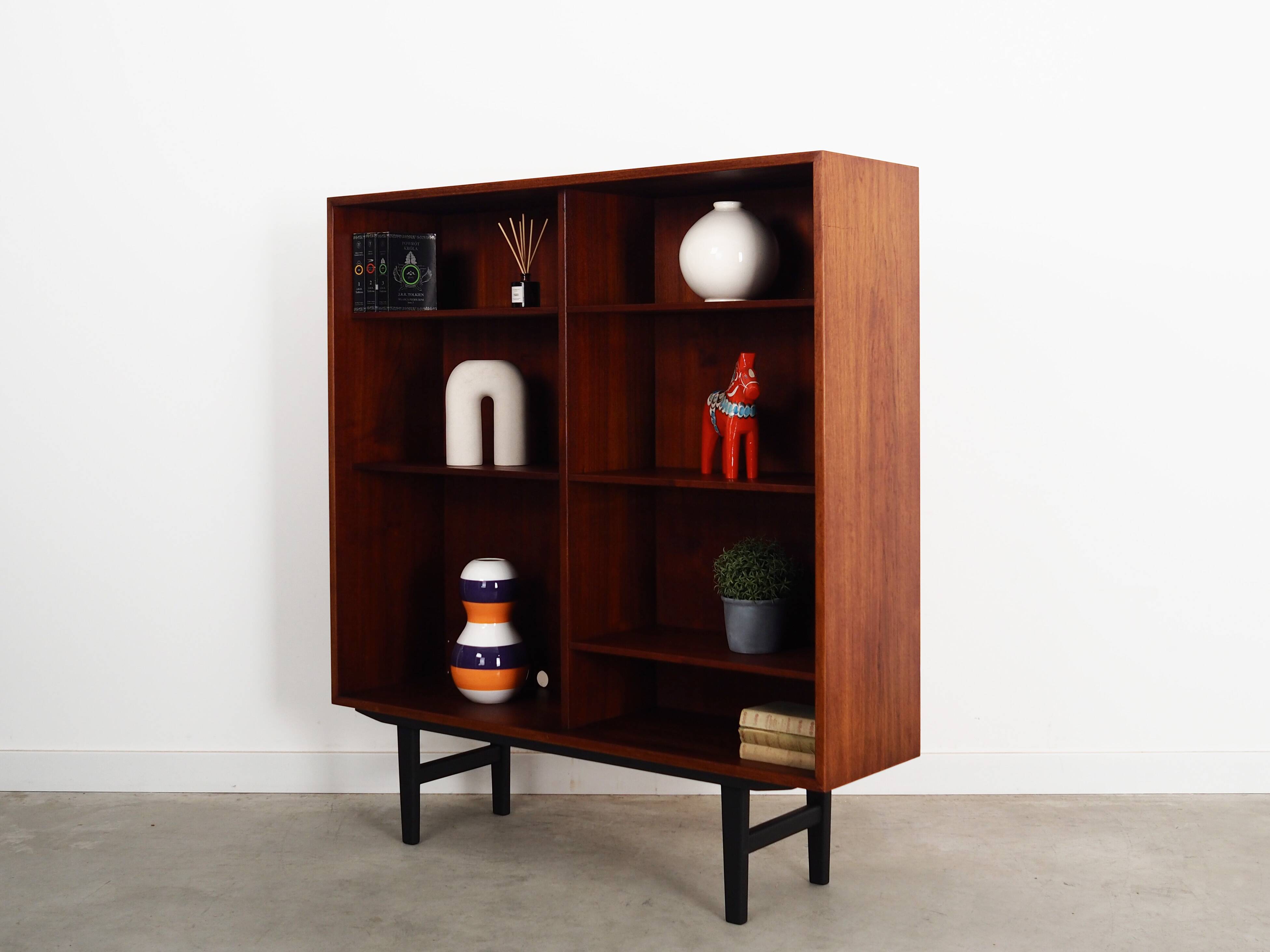 Bibliothèque en teck, design scandinave, années 1960, designer : Børge Mogensen, fabricant : AB Karl Andersson