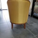 Barrel chair