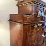 Secrétaire à abattant néoclassique en acajou, vers 1780