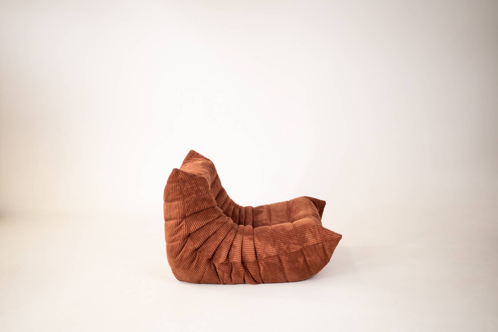 Togo set 2- seater sofa and armchair in brown Corduroy