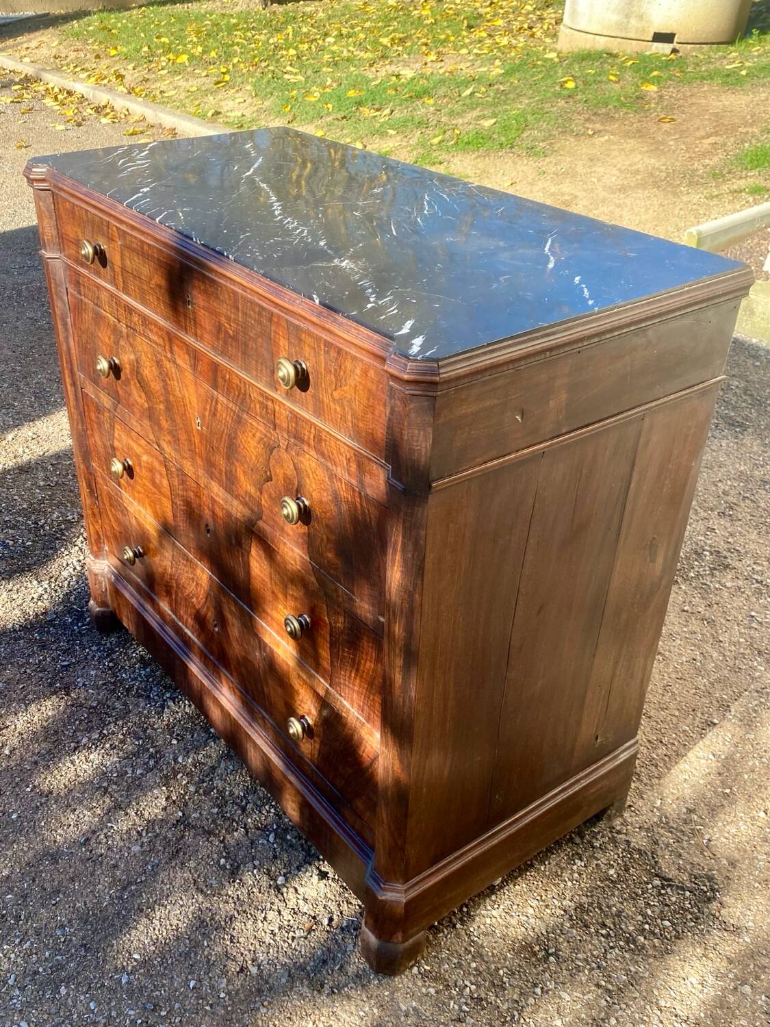 Commode ancienne Louis Philippe avec plateau marbre noir