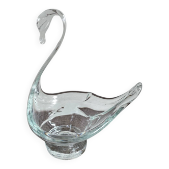 Swan-shaped crystal bowl