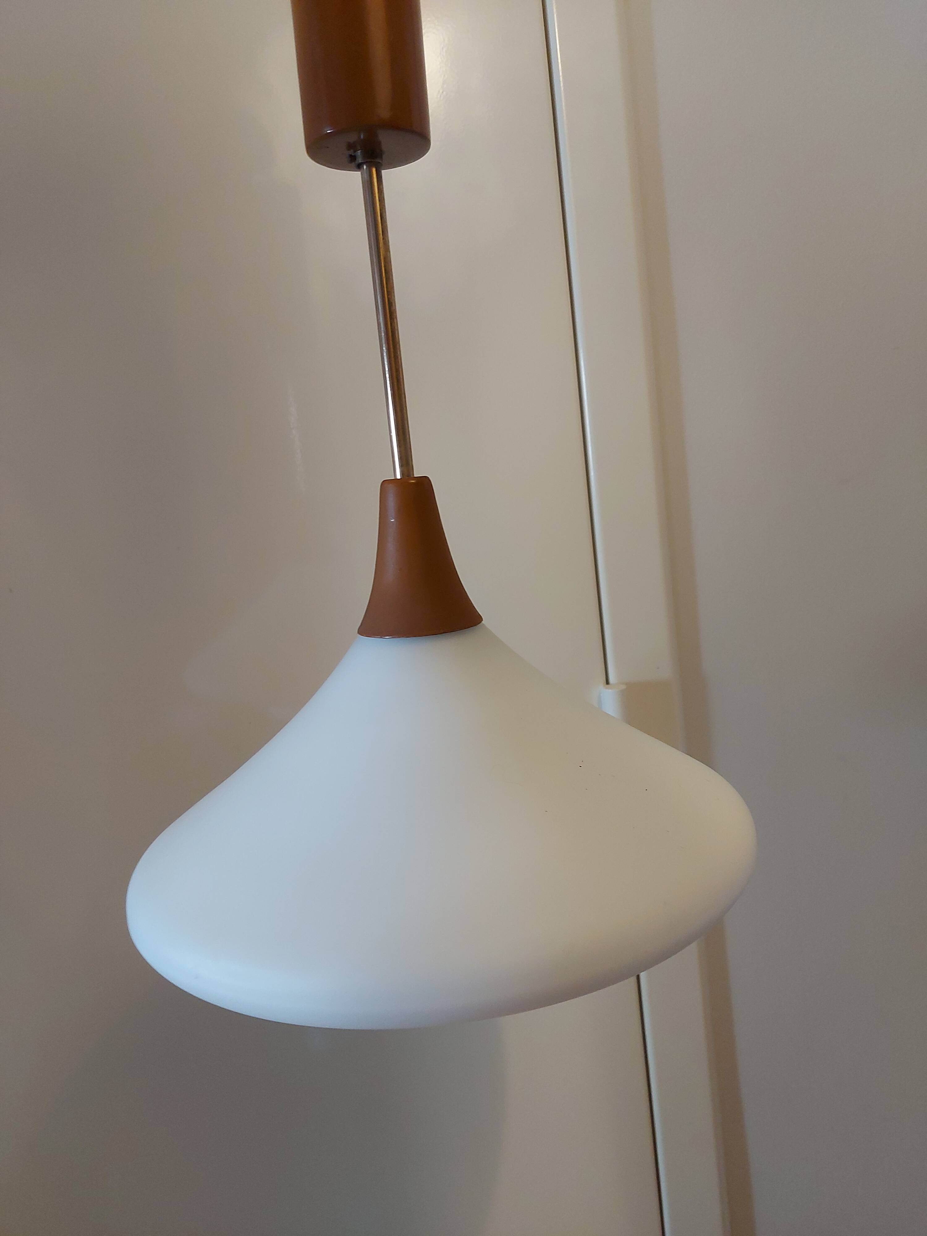 Scandinavian hanging