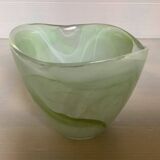 Asymmetrical glass paste ring sizer pocket emptier
