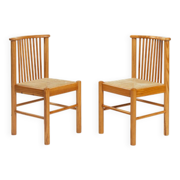 2 vintage chairs in pinewood with braided seat, 1970s
