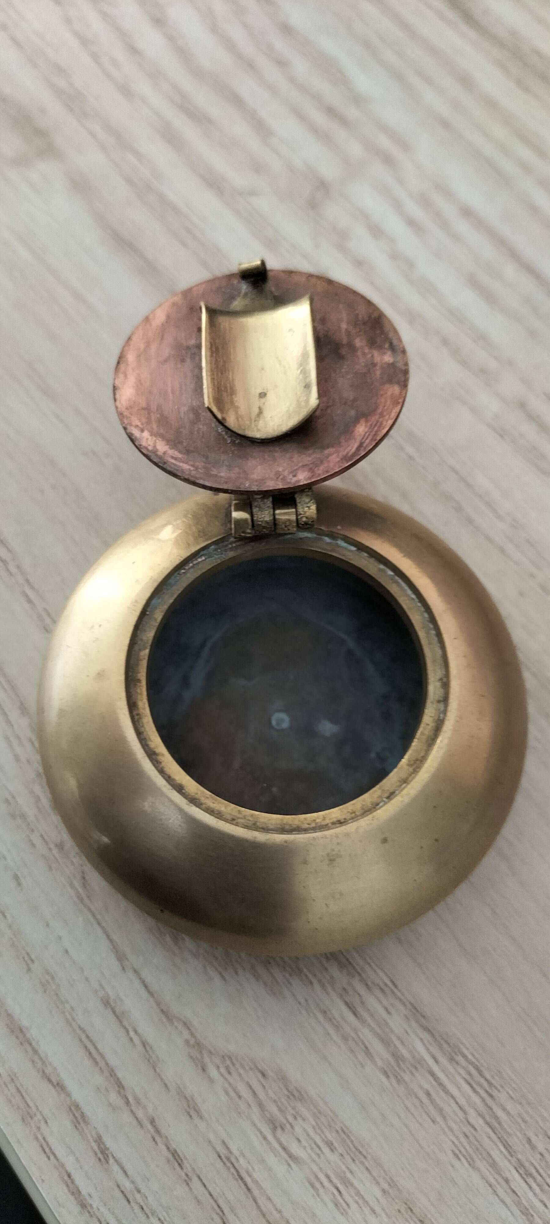 pocket ashtray
