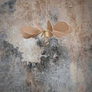 12-blade propeller suspension in rattan and nude linen