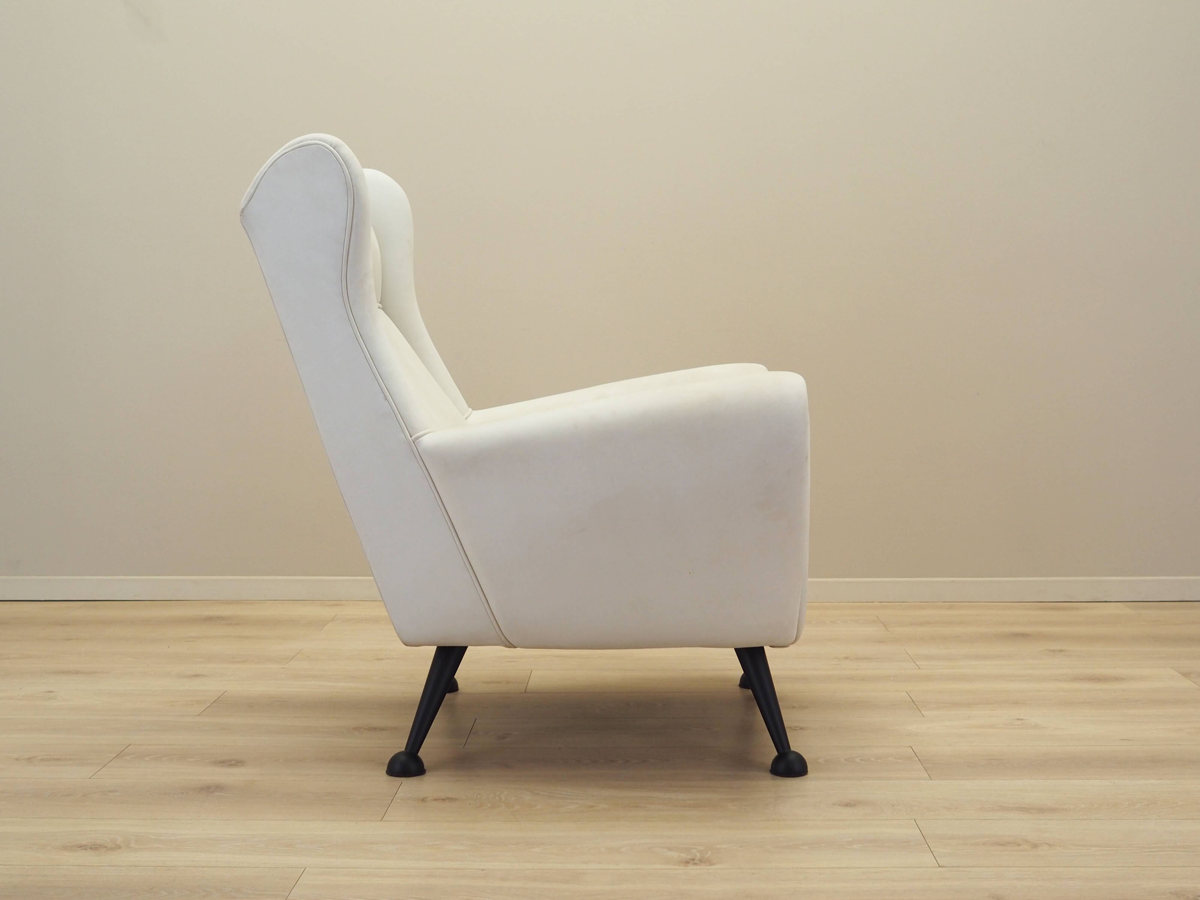 Lounge armchair, Italian design, 1980s, production: Italy