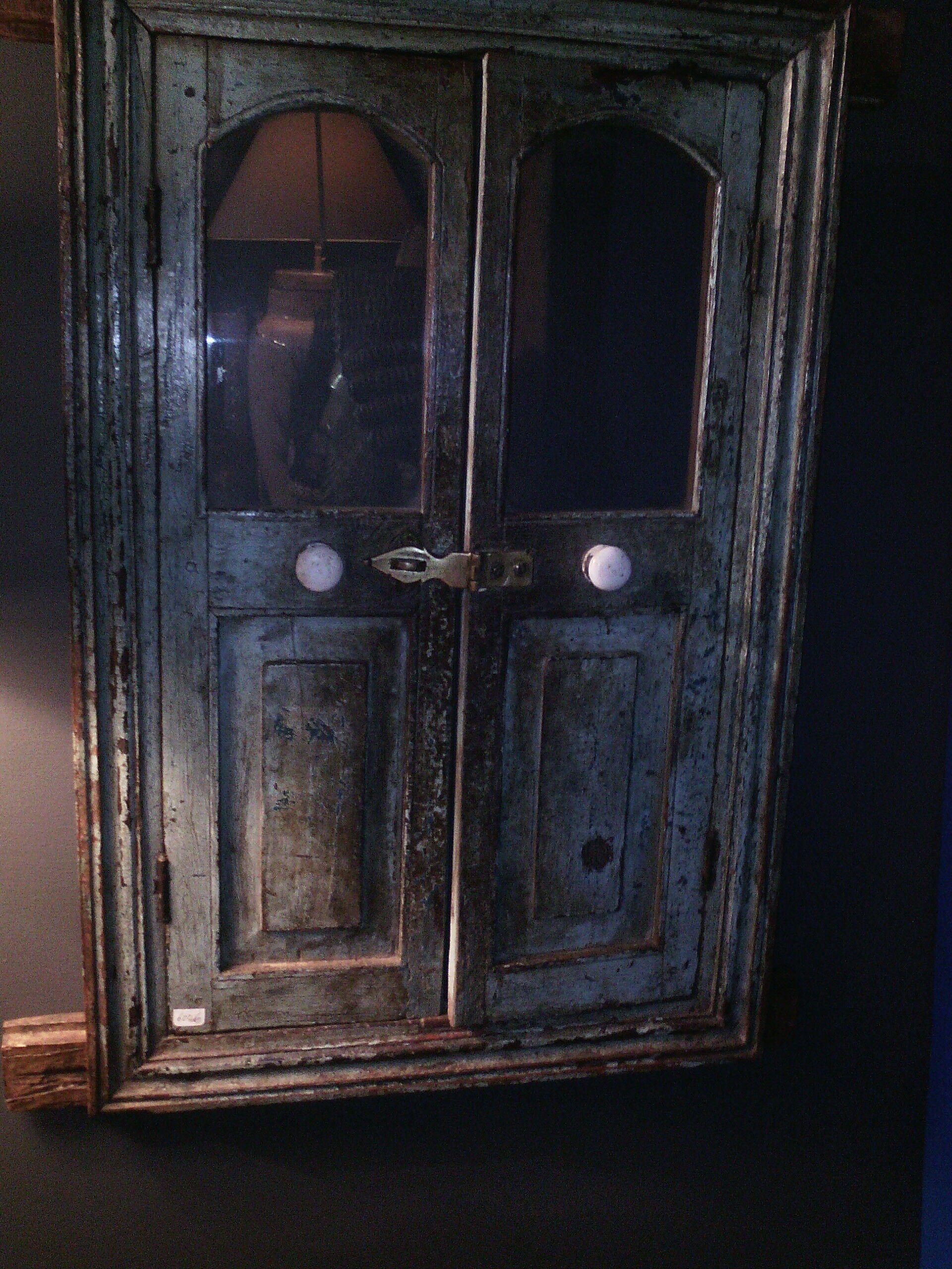 Small window of India 19.eme teak