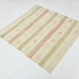 Tapis kilim carré en laine crème et beige