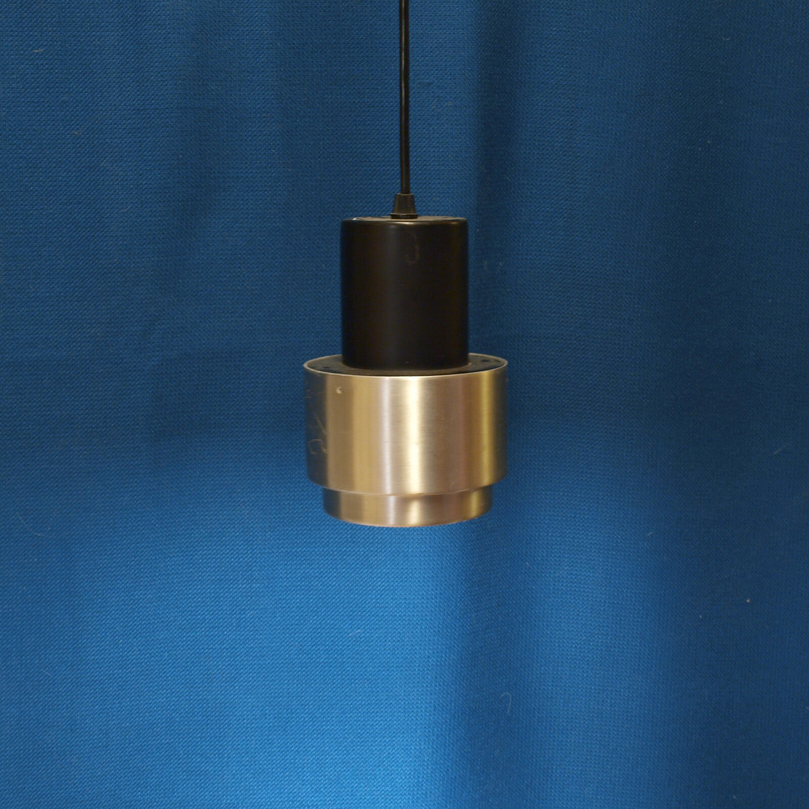 Suite de 4 suspensions space age en inox brossé