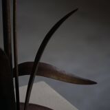 Handcrafted table lamp in wrought iron, organic shape, mid-20th century, 1940s.