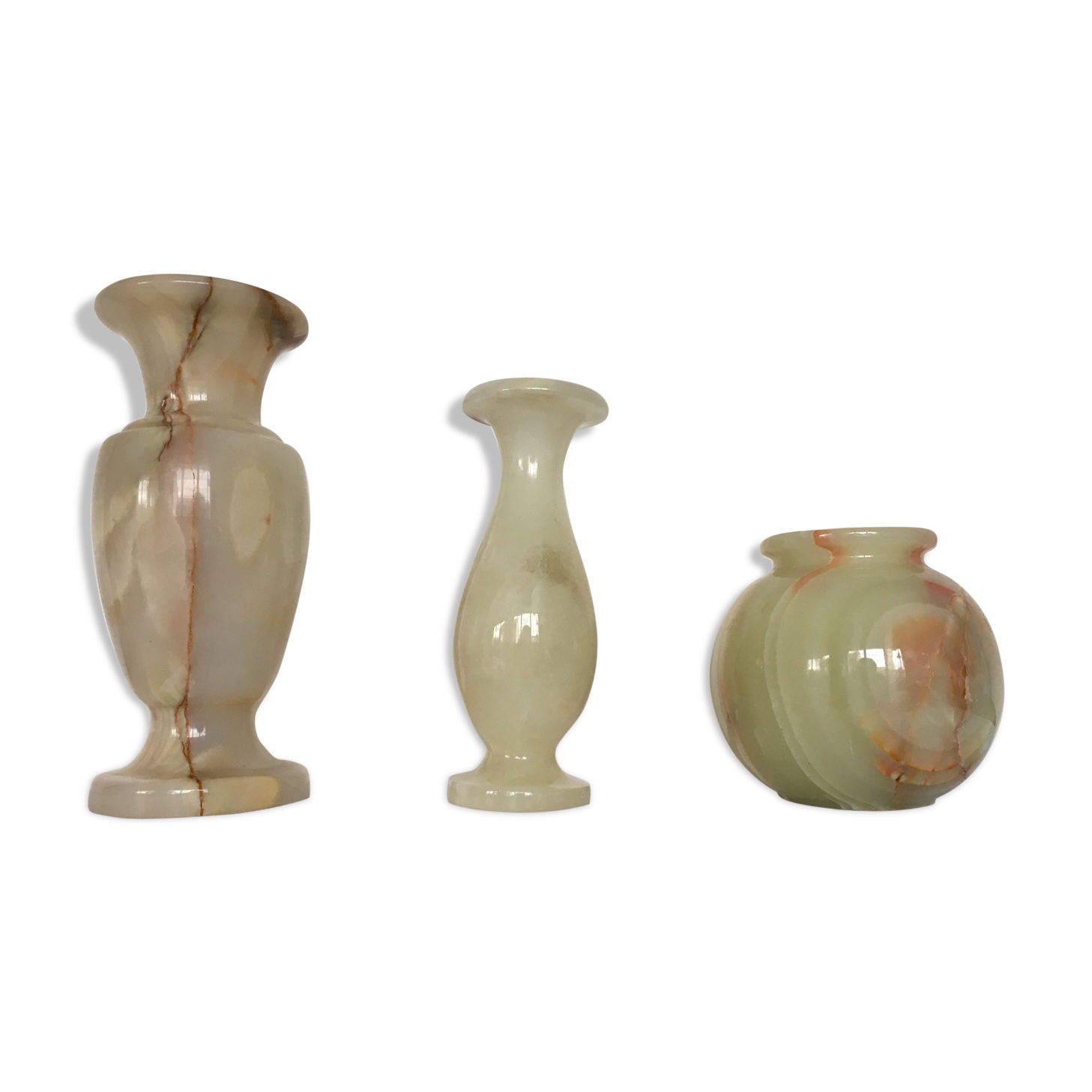 Pot and soliflores in onyx marble