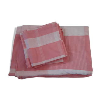 Nappe ancienne en liin blanche et rose + 6 serviettes assorties.