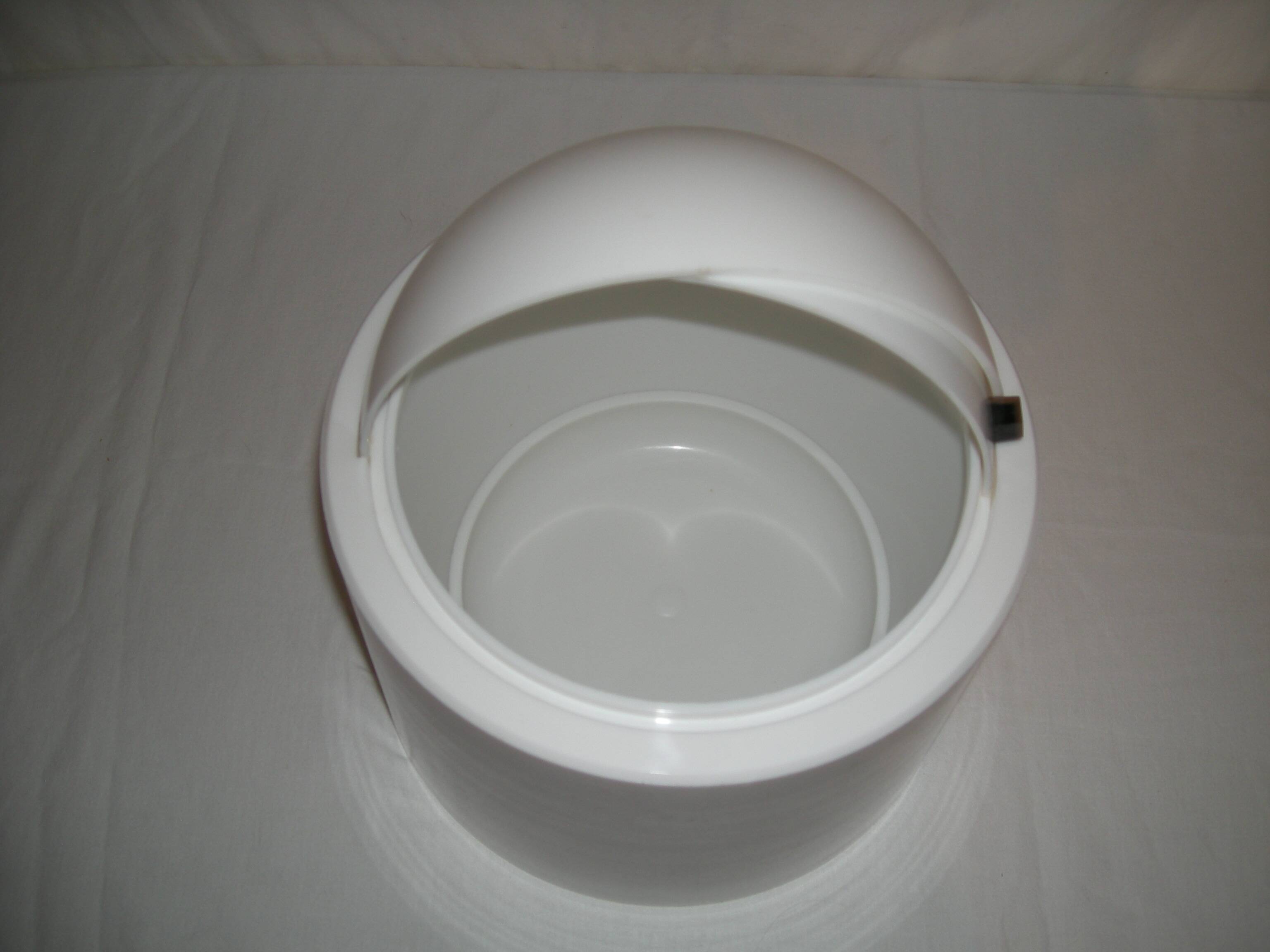 Ice bucket - Dome master - Nicholas Angelakos from the 70s