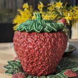 Soupière barbotine Fraise Bordallo