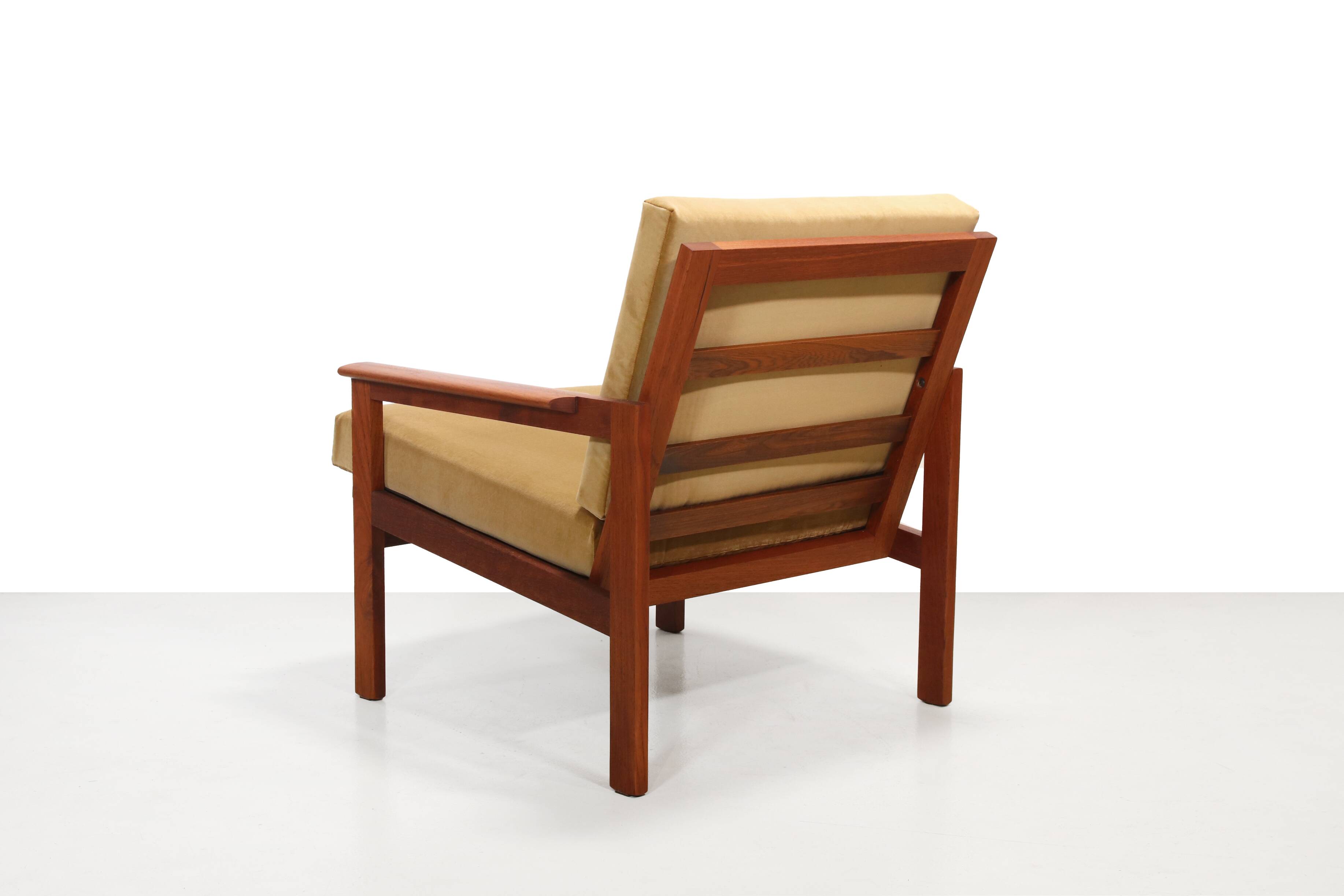 Set of two teak Capella chairs by Illum Wikkelso