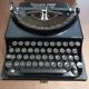 Machine à écrire Remington. Junior Années 30