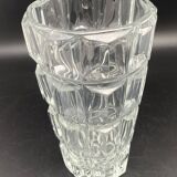 Vase en verre à facettes