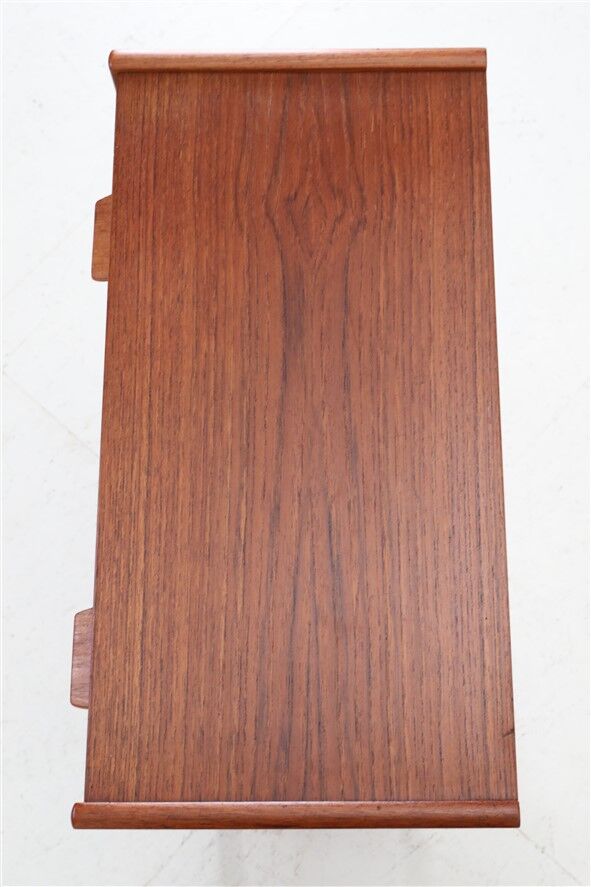 Rare teak chest of drawers by Carl Aage Skov for Munch Møbler / Mid-century Danish modern design / 1960s