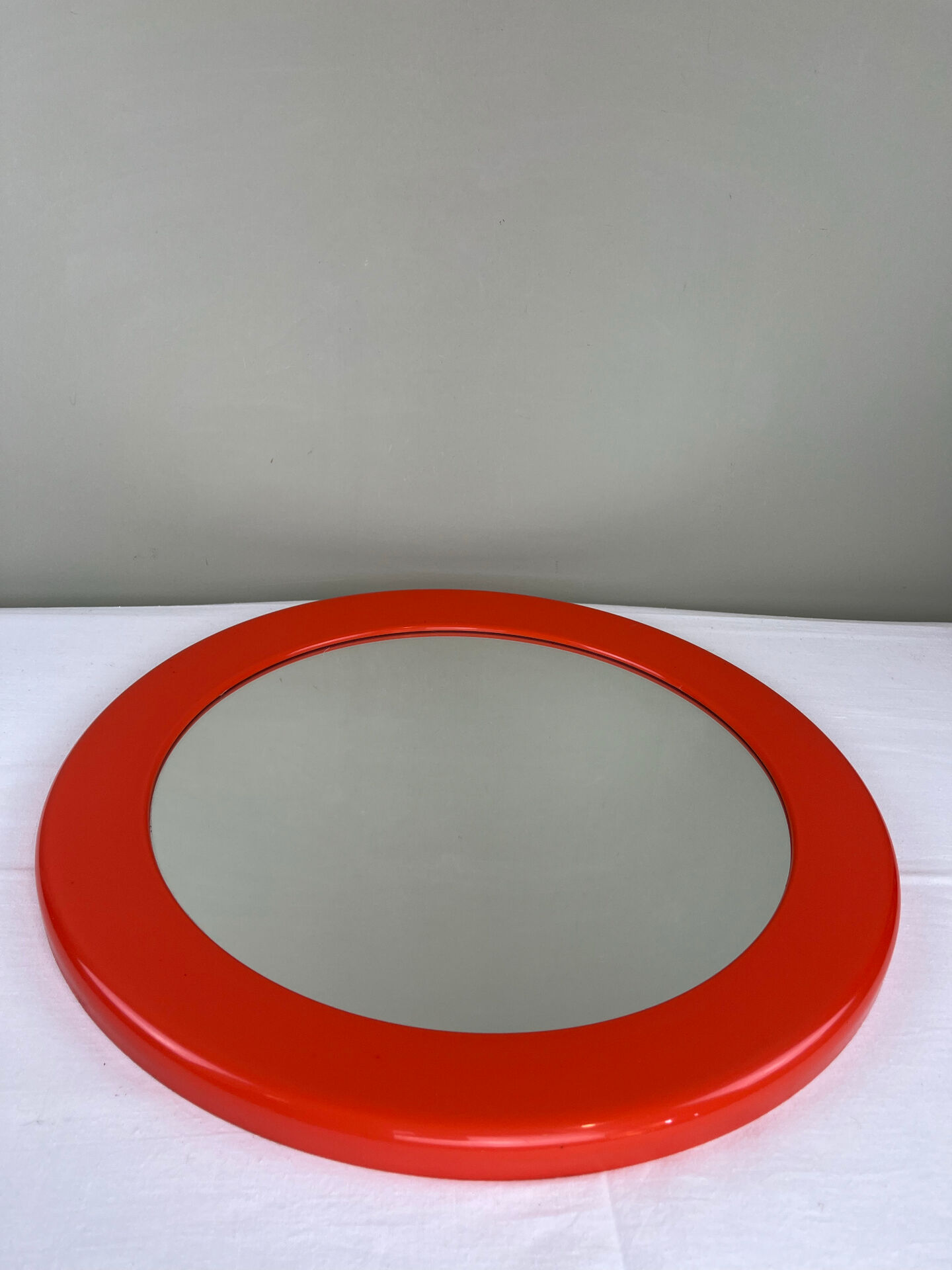 Miroir orange vintage