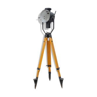 Industrial projector tripod