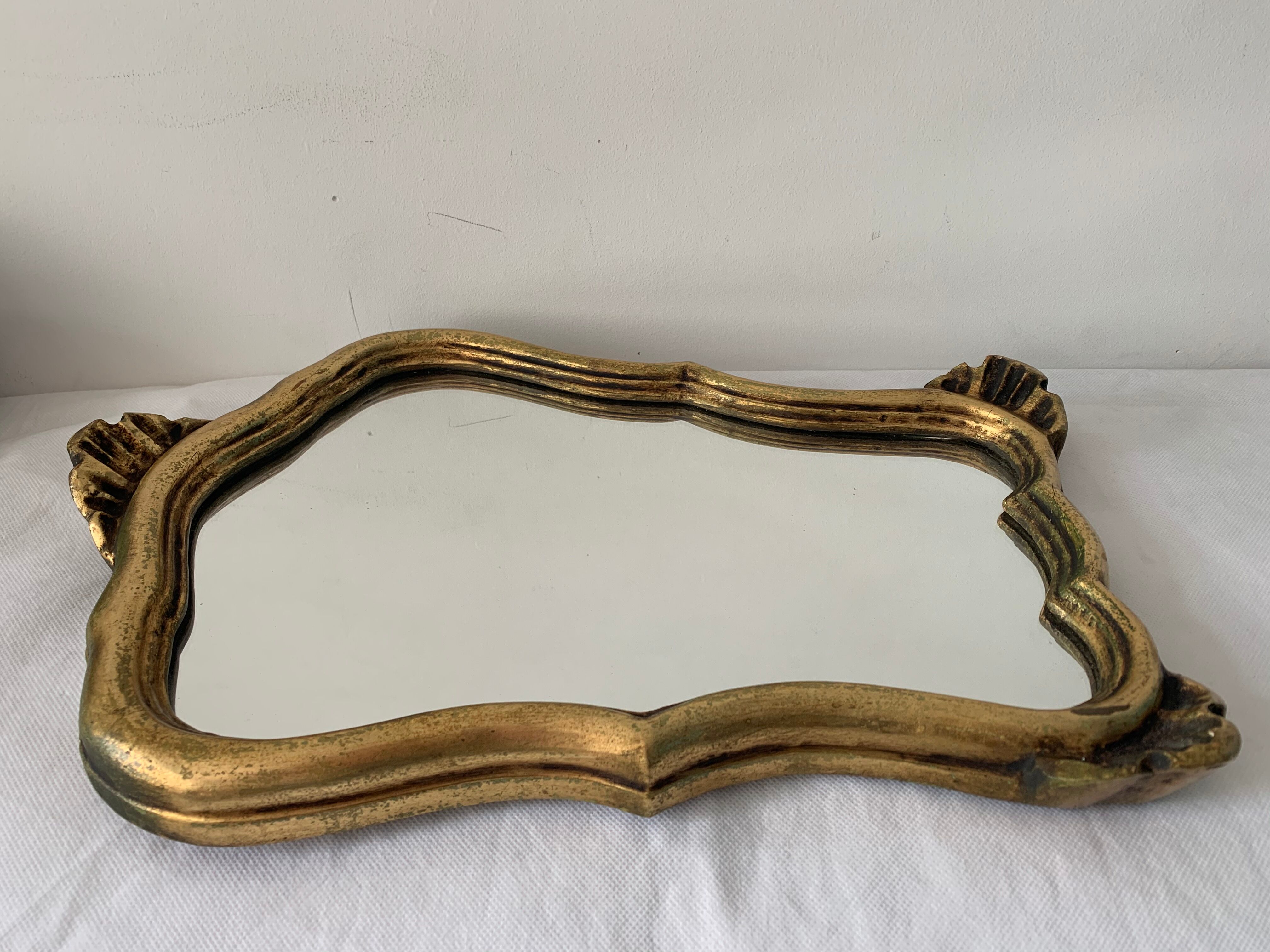 Old mirror in gilded wood 40 x 30 cm