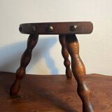 Tabouret tripode bois avec clous