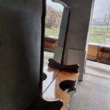 Italian Mid-Century brown wooden and brass dressing table with large mirror, 1950s.