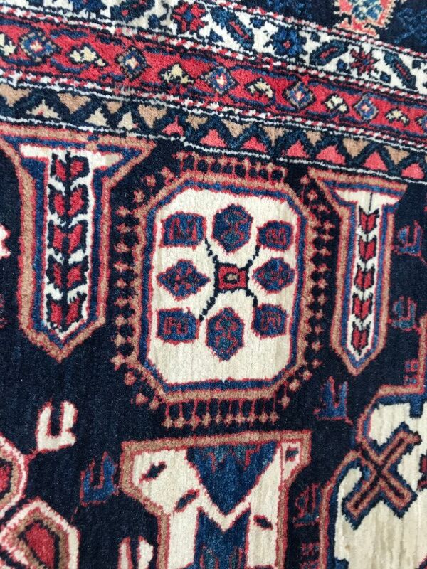 Carpet vintage Caucasian Chirwan done hand 140 X 210 CM