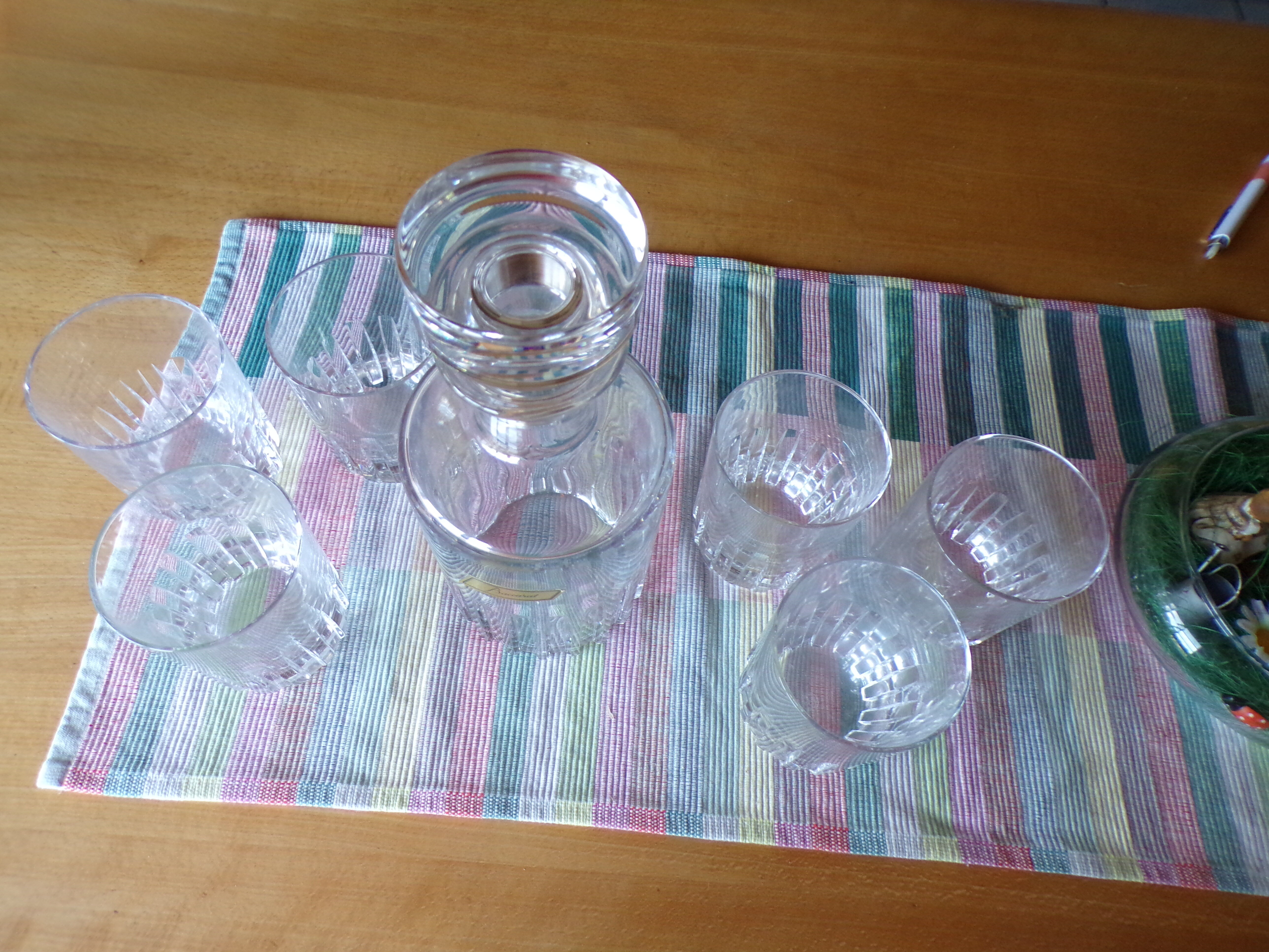 Crystal Baccarat whisky service