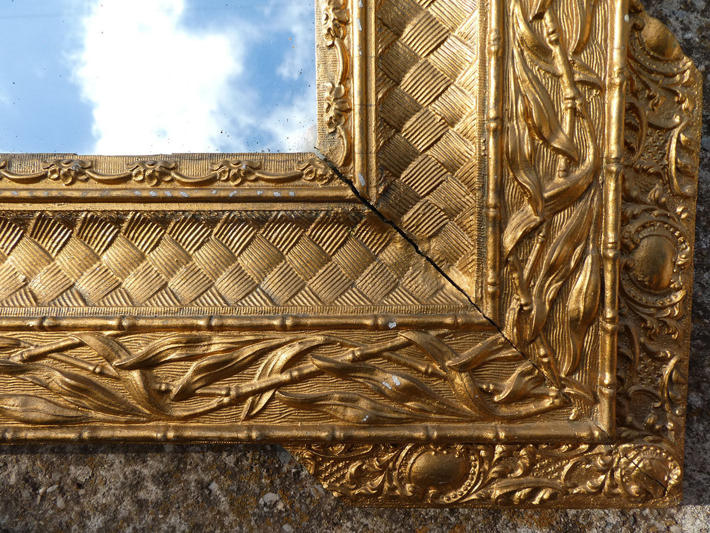 Old stucco and gilded wood mirror 50x65cm