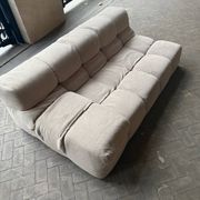 Tufty-Time sofa with chaise longue - beige